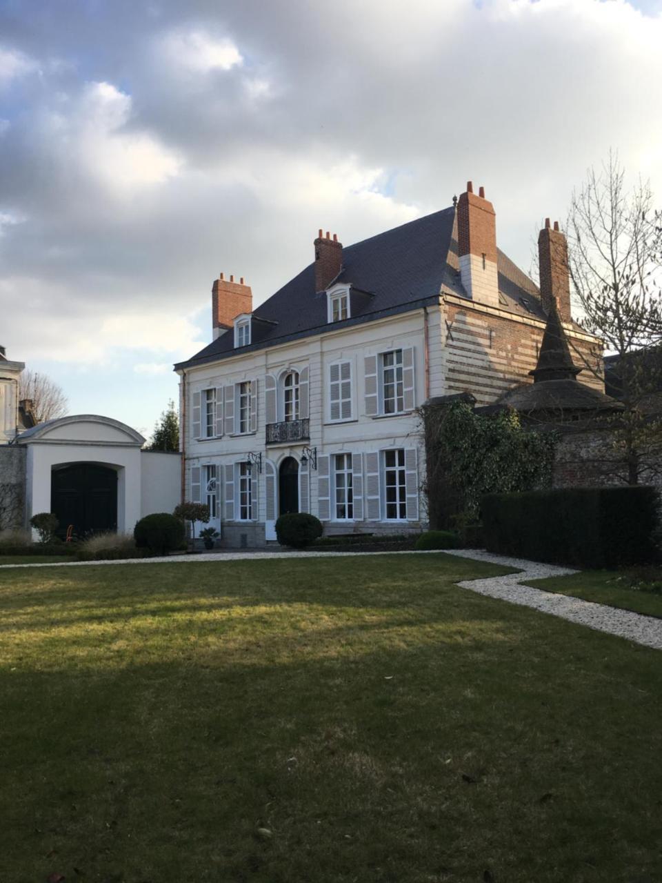 Entre Cour Et Jardin Bed & Breakfast Arras Exterior foto